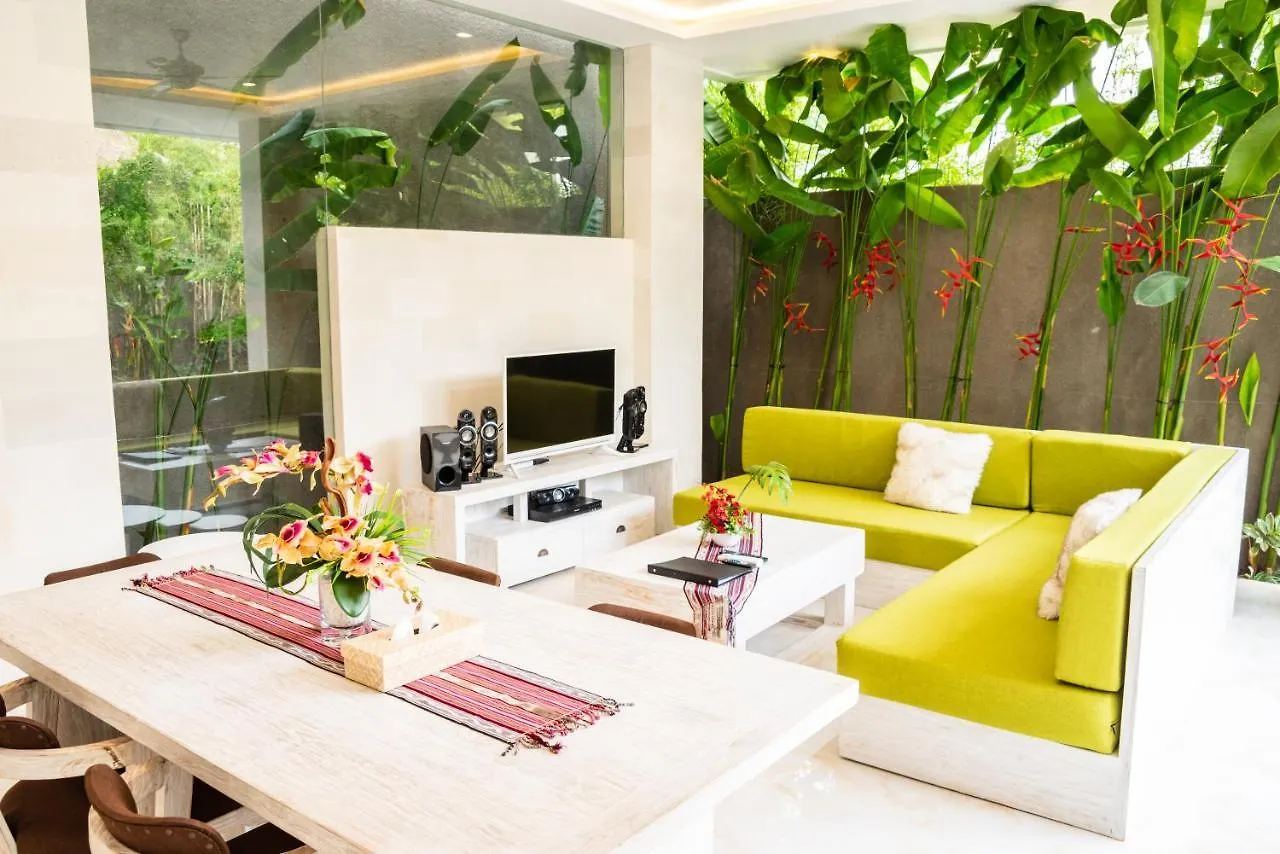 Villa Bunga-Bunga Kecil C Seminyak  Indonesia
