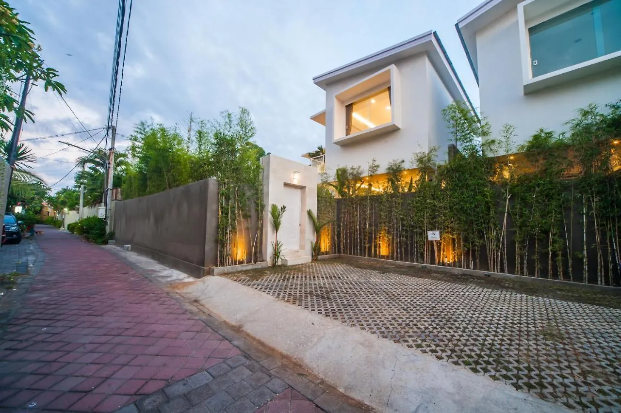 Villa Bunga-Bunga Kecil C Seminyak  Seminyak (Bali)