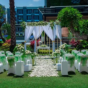 Courtyard By Marriott Bali Resort